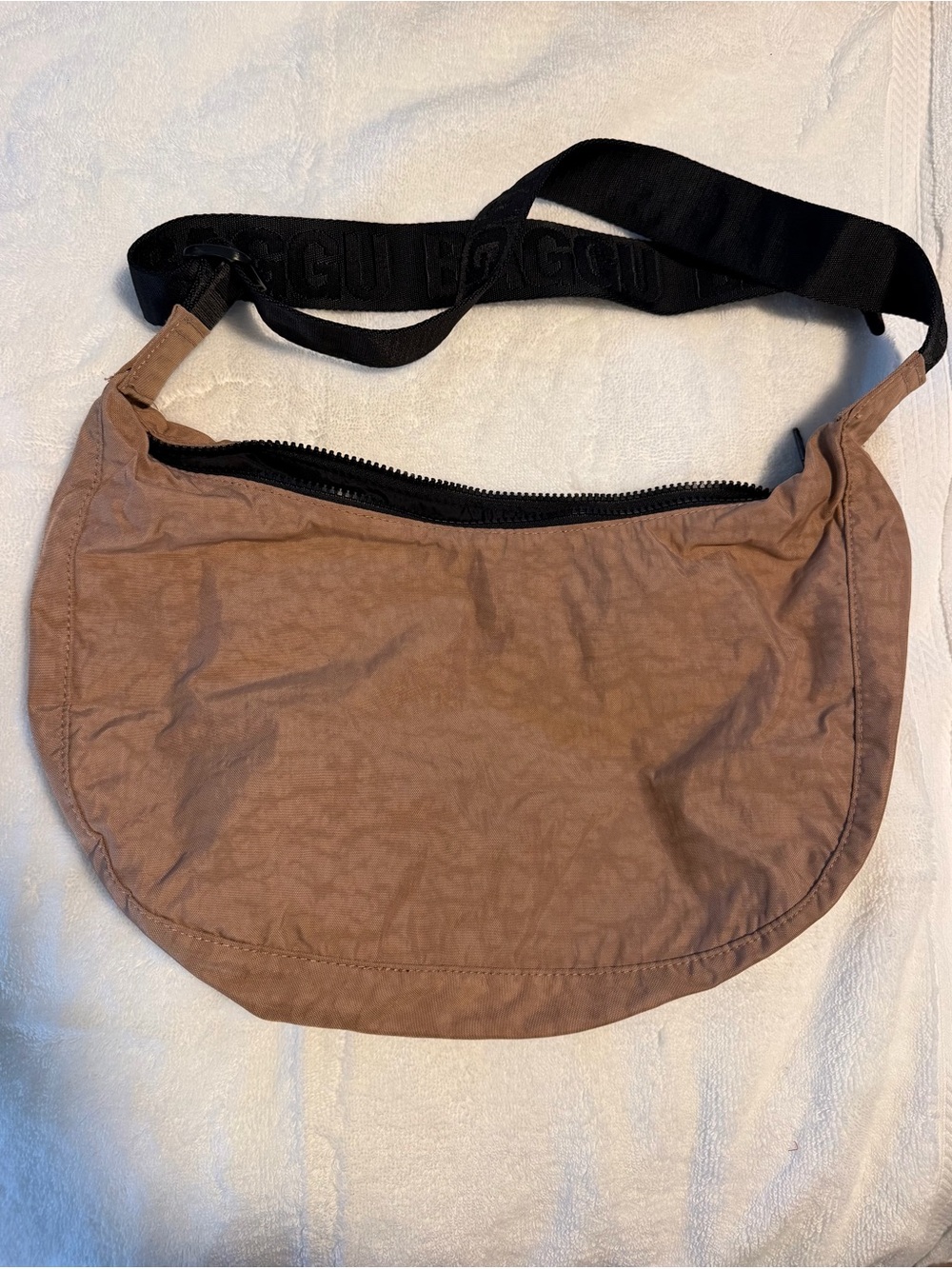 Baggu Medium Crescent Bag, Taupe with Black Crossbody strap